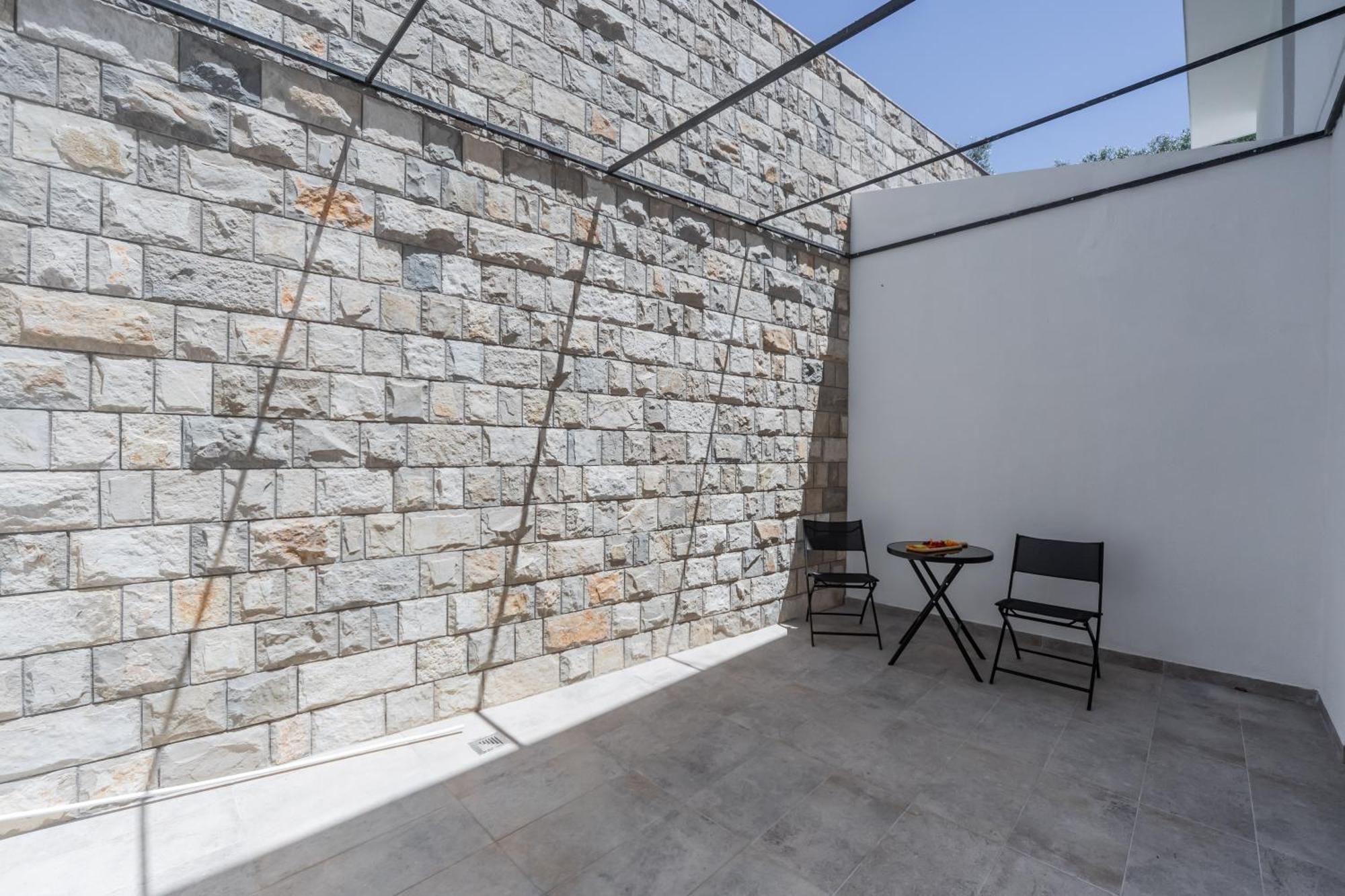 & Beganovic Apartment
