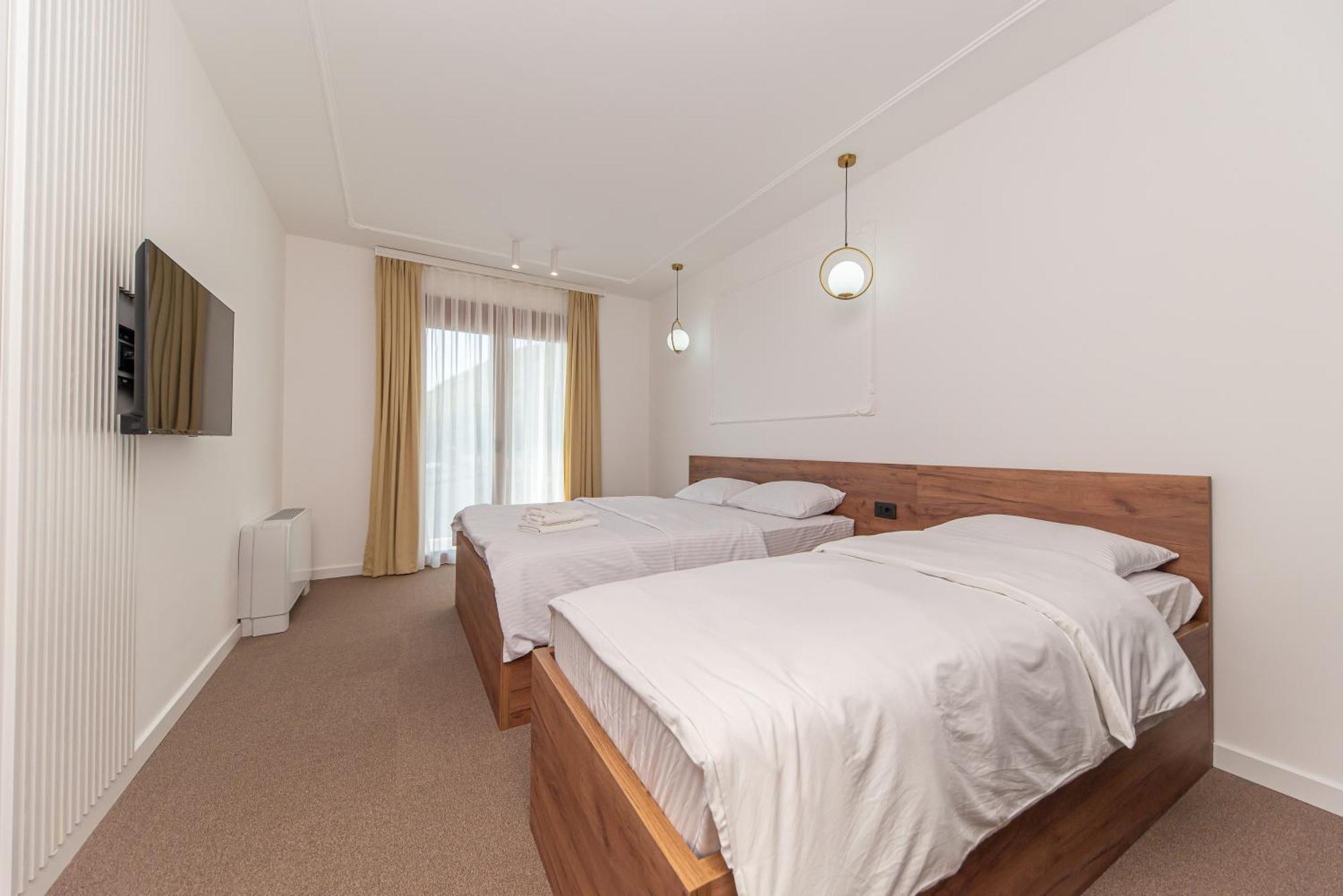 & Beganovic Apartment Dobra Voda