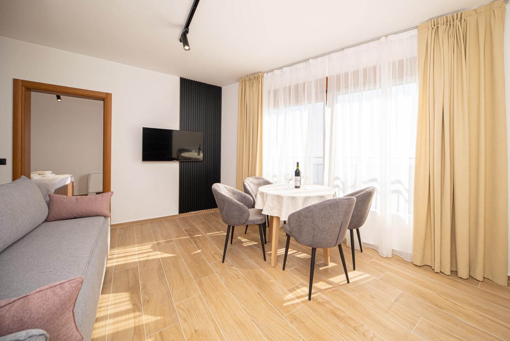 & Beganovic Apartment